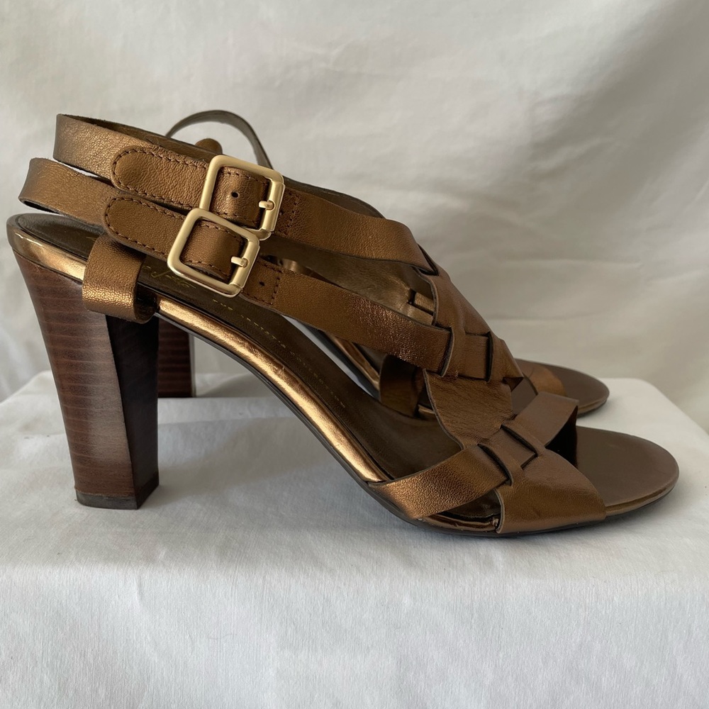 Never worn. Size 10, Bronze Franco Sarto Strappy Sandal